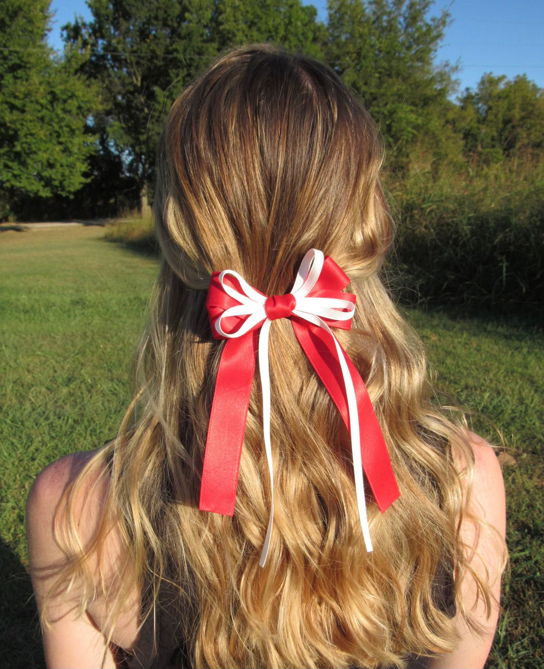 Red and White Bow - Southern Grace Shoppe