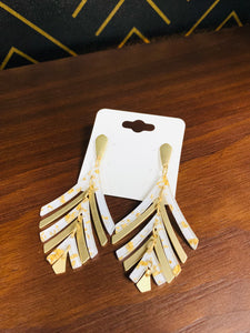 Gold Hammond Earrings - Southern Grace Shoppe