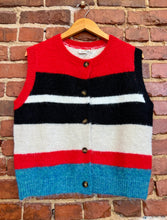 Load image into Gallery viewer, Nantucket Sweater Vest