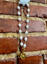 Load image into Gallery viewer, Golden Bee Baroque Necklace - Southern Grace Shoppe