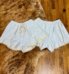 The Navarre Shorts - Southern Grace Shoppe