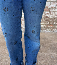 Load image into Gallery viewer, New York Jeans - Southern Grace Shoppe