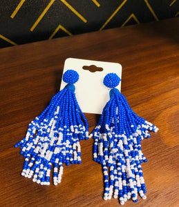 Blue and White Beaded Earrings - Southern Grace Shoppe