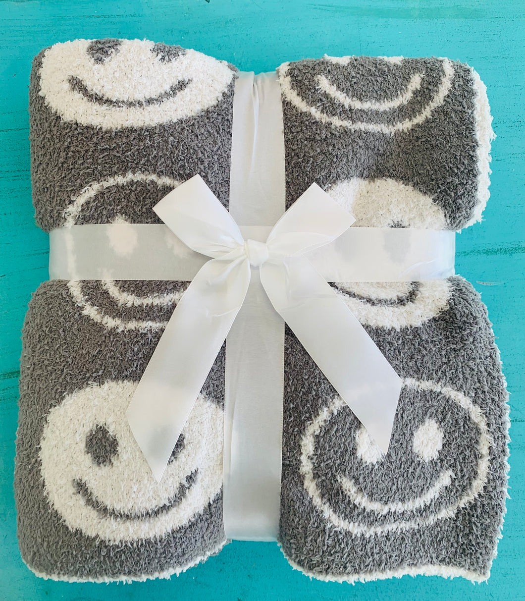 Luxe Blanket - Grey Smiles - Southern Grace Shoppe