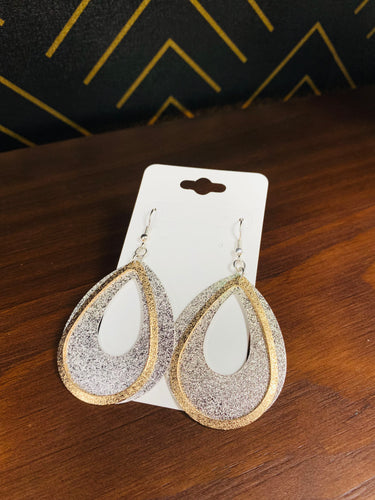 Gold Denali Earrings - Southern Grace Shoppe