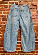 Load image into Gallery viewer, Bethany Jeans - Southern Grace Shoppe