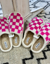Load image into Gallery viewer, Slippers - Pink/White Checkered - Southern Grace Shoppe