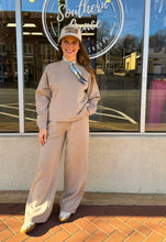 Load image into Gallery viewer, Ashton Set - Southern Grace Shoppe