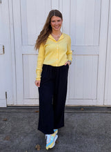 Load image into Gallery viewer, Venice Linen Pant - Southern Grace Shoppe