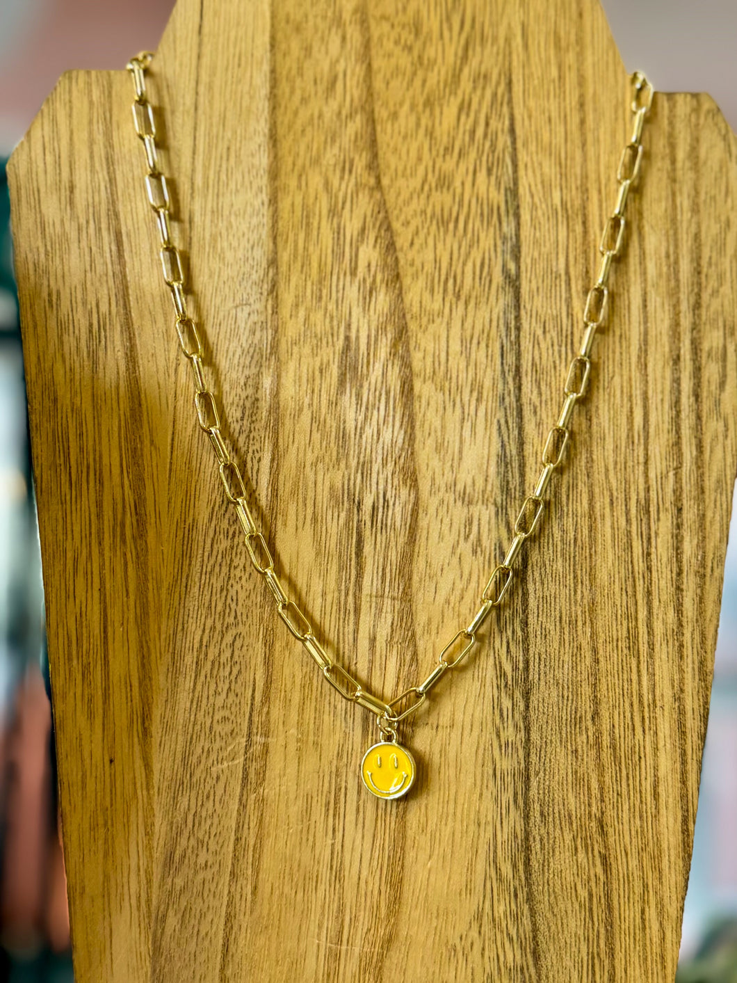 The Smile Necklace - Southern Grace Shoppe