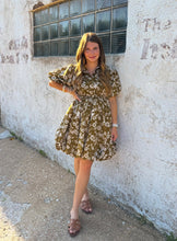 Load image into Gallery viewer, The Chic Southern Dress - Southern Grace Shoppe