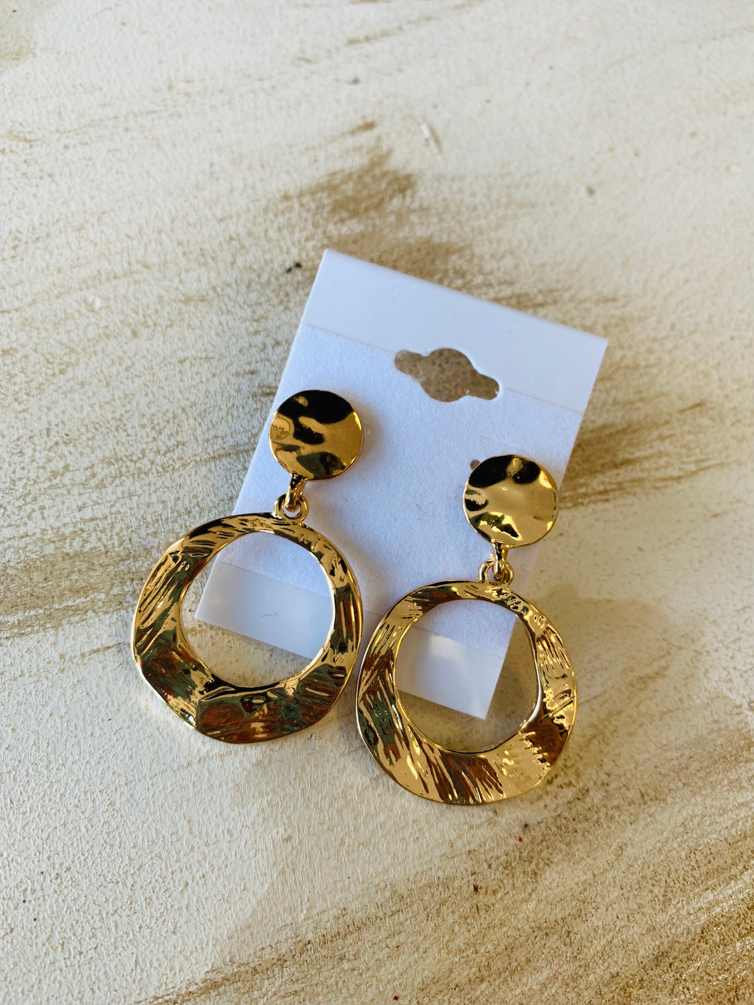 Gold Hammered Alma Earrings - Southern Grace Shoppe