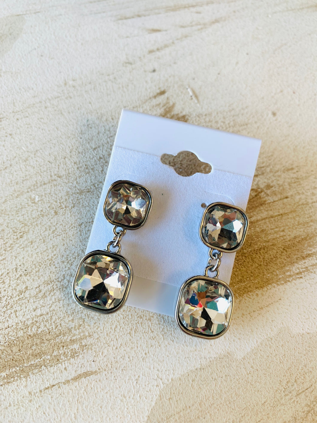 Silver Delaney Earrings - Southern Grace Shoppe